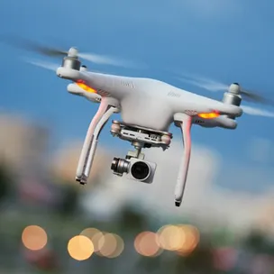 Drone consegue enganar IA de carro e levanta debates acerca da sua segurança de uso