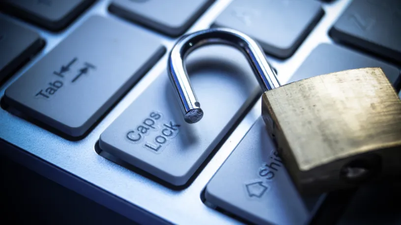 Quebra de sigilo de perfis falsos no TikTok